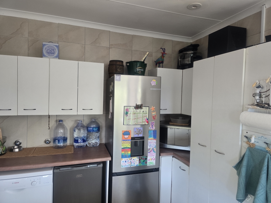4 Bedroom Property for Sale in West Beach Eastern Cape